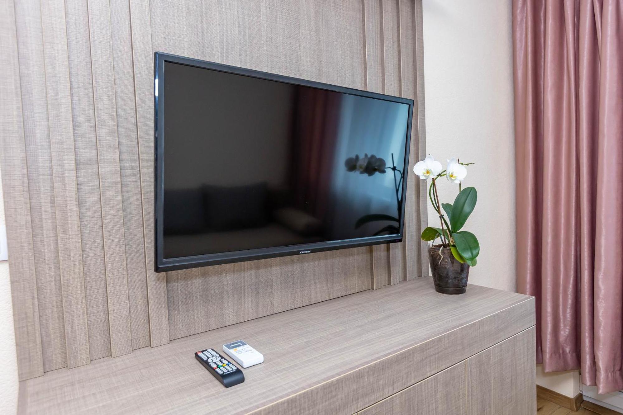 Family Hotel Ambrozia ซันดันสกี ภายนอก รูปภาพ
